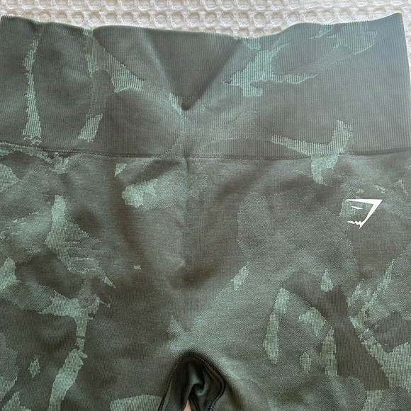 Gymshark adapt camo leggings - Picture 2 of 3